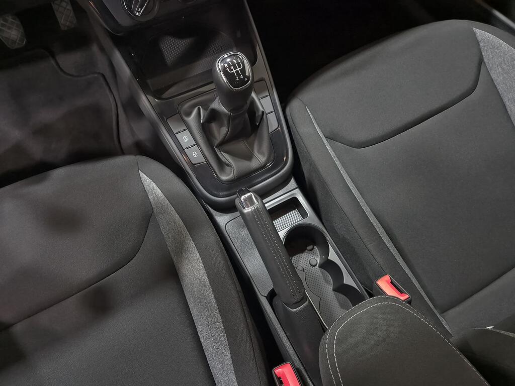 Skoda Fabia 1.0 TSI 70KW (95CV) Essence 24