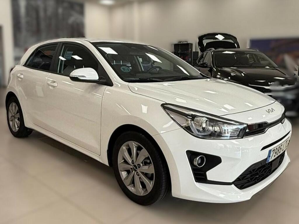 Kia Rio 1.2 DPi 62kW (84CV) Drive 1