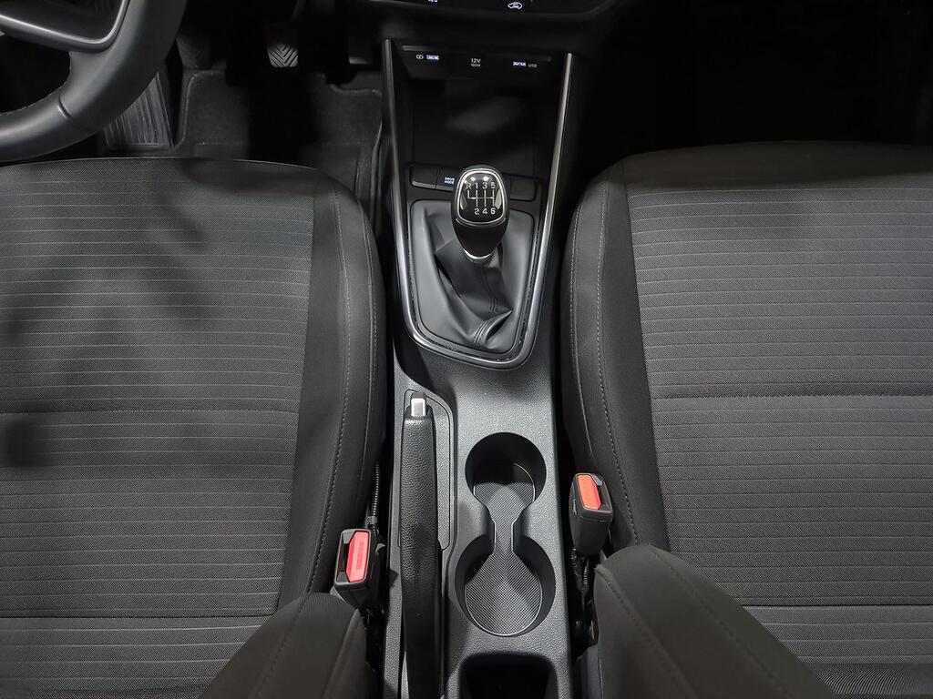 Hyundai i20 1.0 TGDI 74kW (100CV) Klass 29