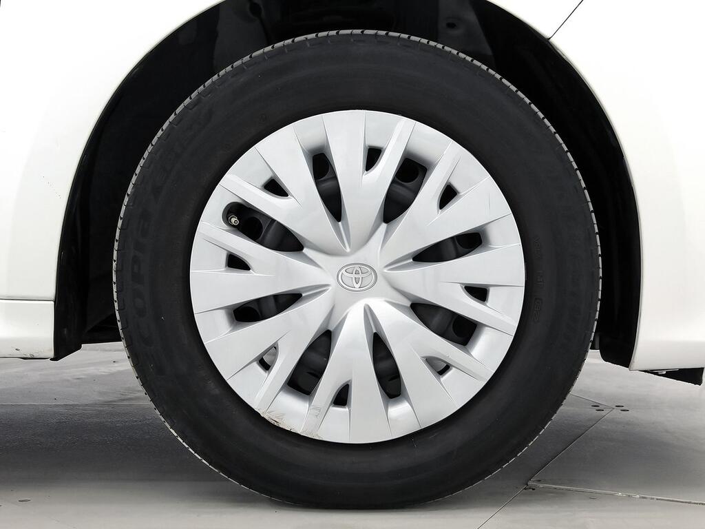 Toyota Yaris 1.0 70 Business 11