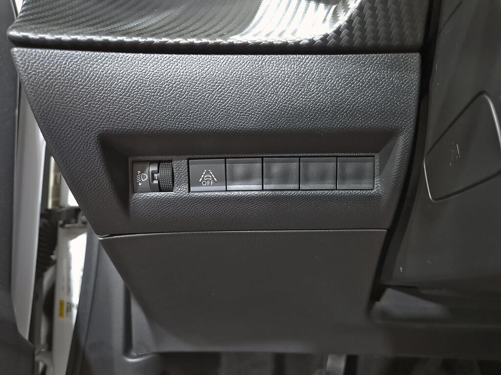 Peugeot 2008 Allure Puretech 130 S&S BVM6 10