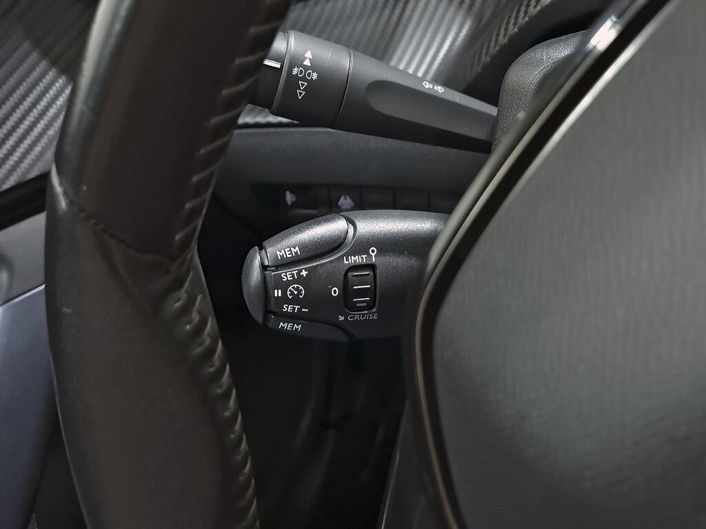 Peugeot 2008 Allure Puretech 130 S&S BVM6 13