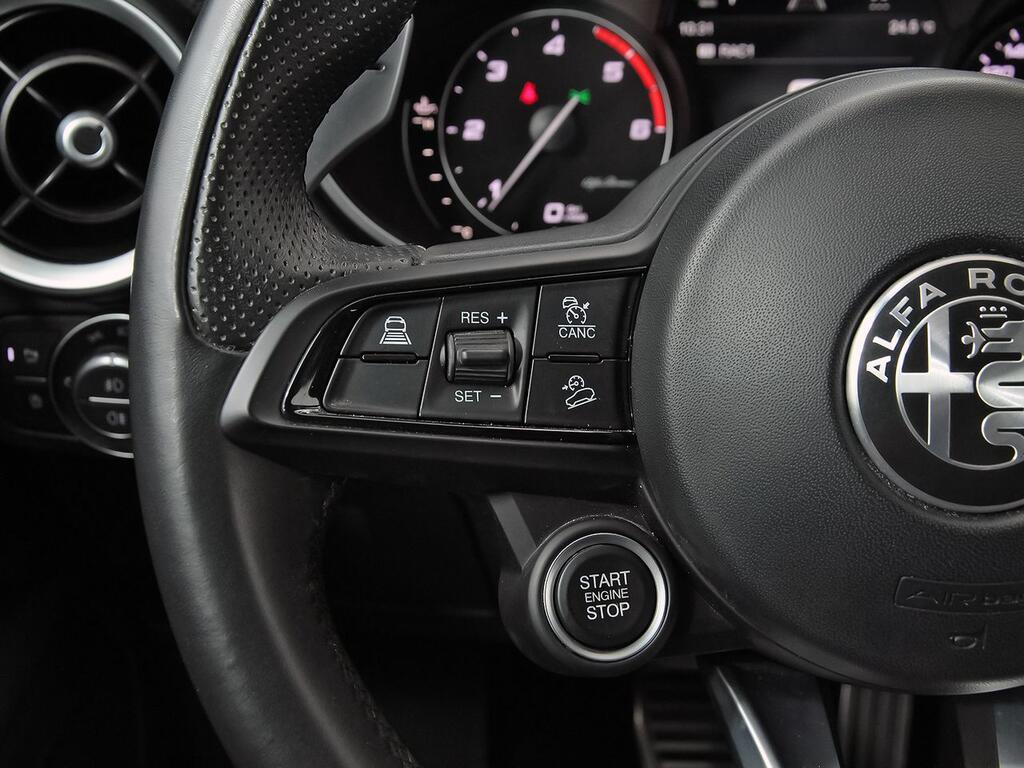 Alfa Romeo Stelvio 2.2 Diesel 140kW (190cv) SPRINT AWD 19