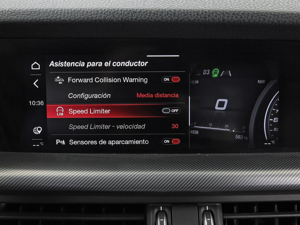 Alfa Romeo Stelvio 2.2 Diesel 140kW (190cv) SPRINT AWD 28