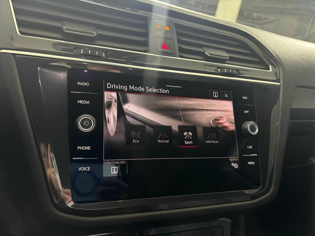 Volkswagen Tiguan R-Line 2.0 TDI 110kW (150CV) DSG 34