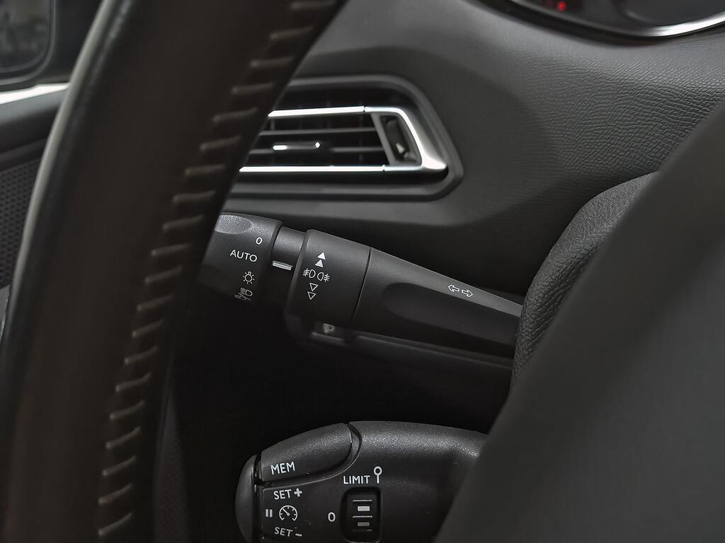 Peugeot 308 SW Style 1.2 PureTech 96KW (130CV) S&S 14