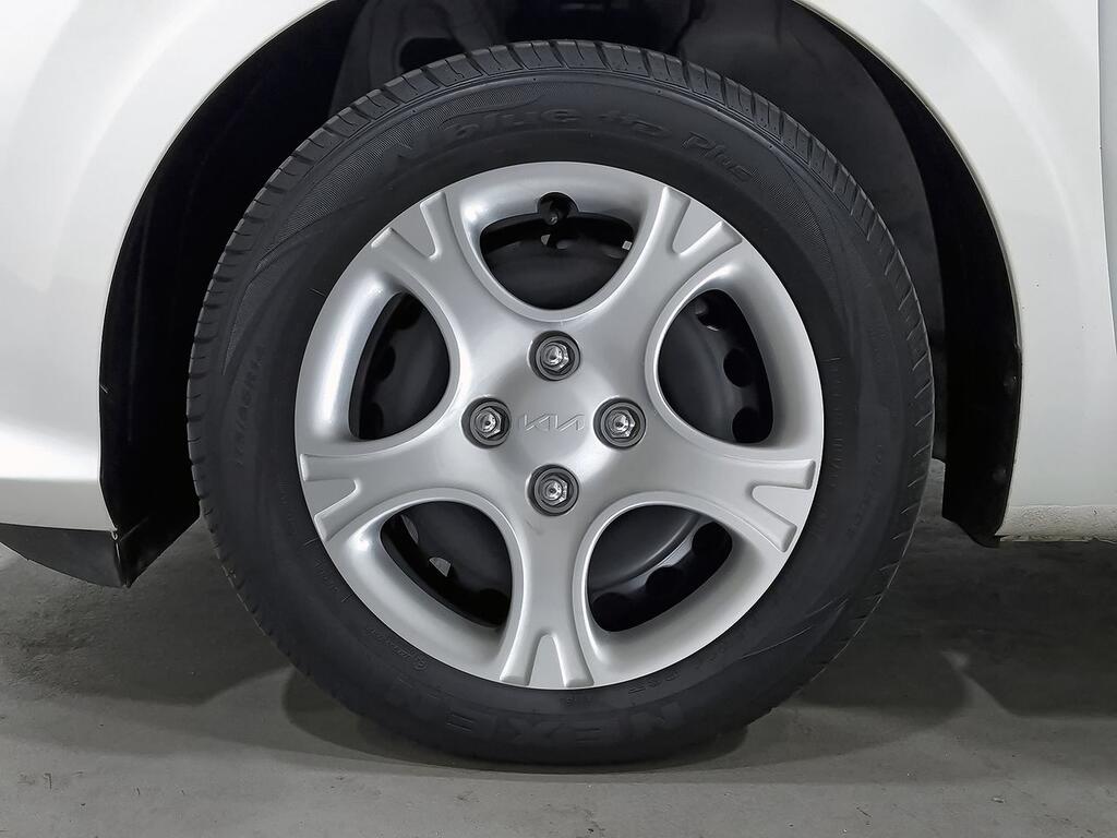 Kia Picanto 1.0 DPi 46kW (63CV) Concept 10
