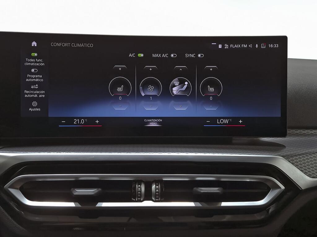 BMW Serie 3 318d Auto.Touring 32
