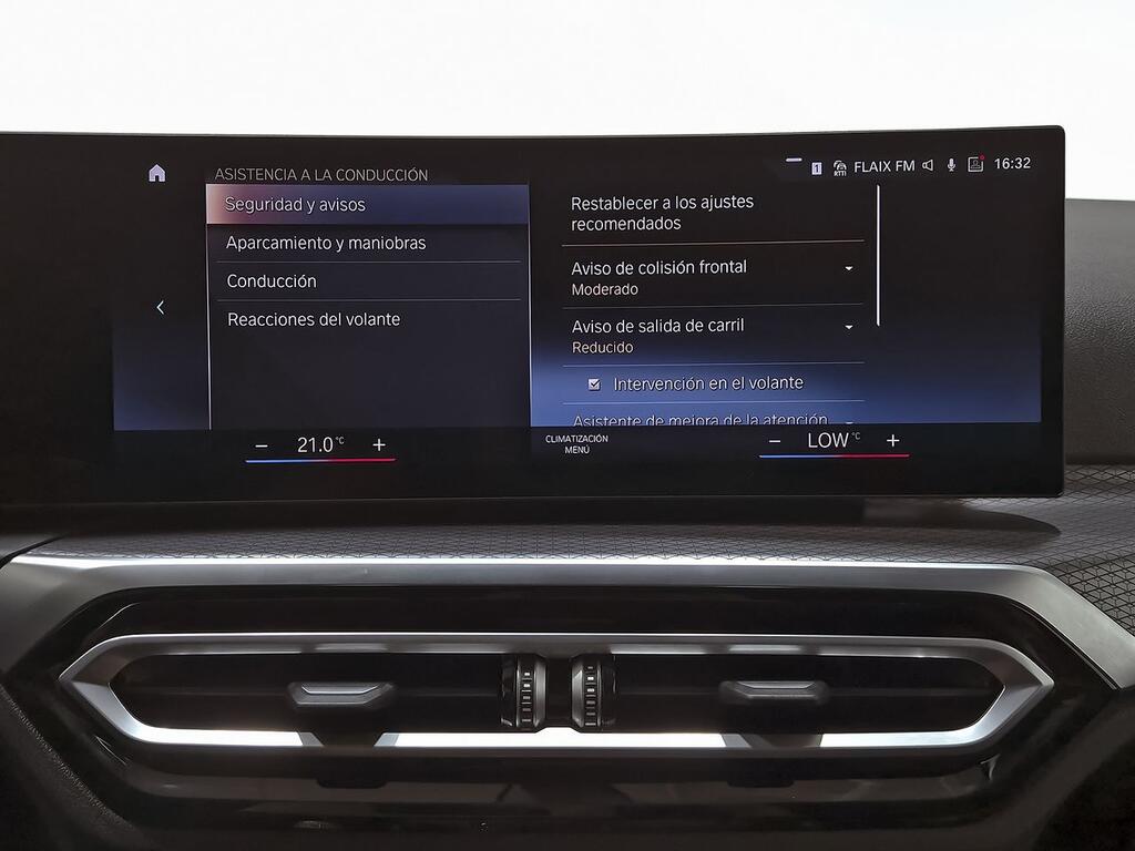 BMW Serie 3 318d Auto.Touring 25