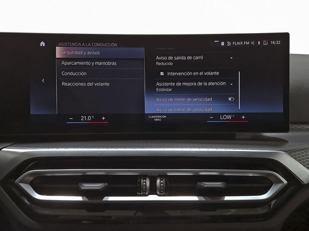 BMW Serie 3 318d Auto.Touring 26