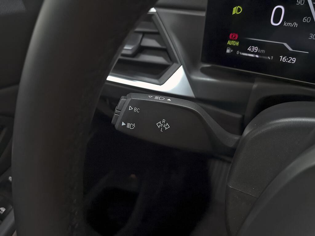 BMW Serie 3 318d Auto.Touring 19
