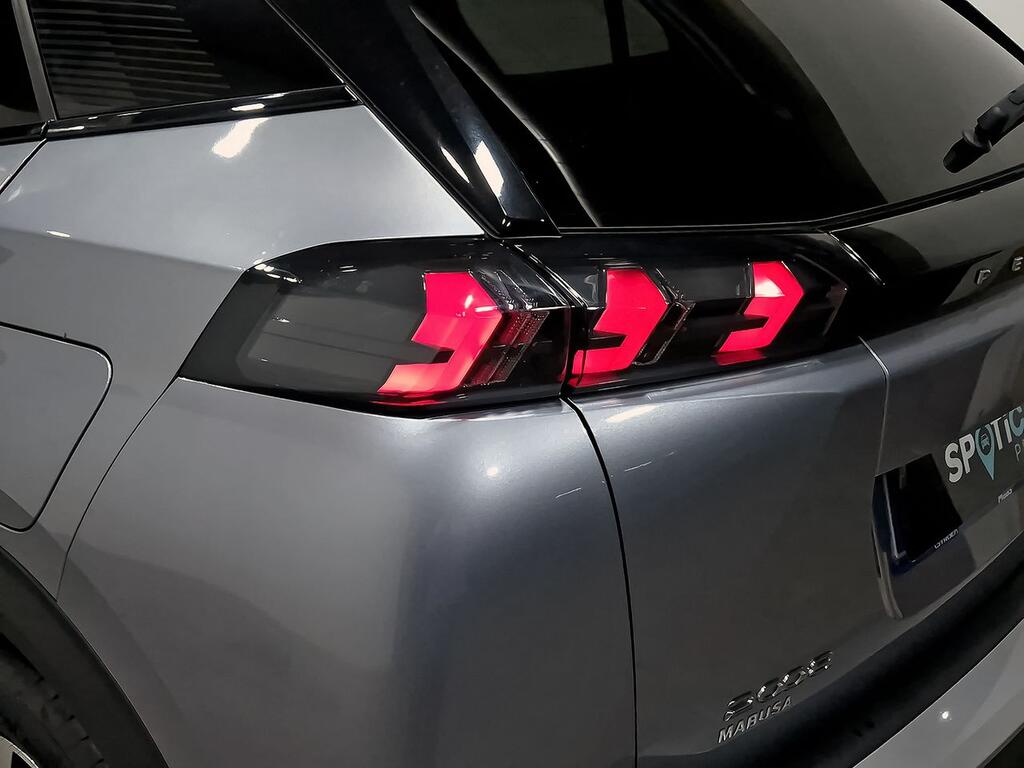 Peugeot 2008 GT Puretech 130 S&S 6 Vel. MAN 32