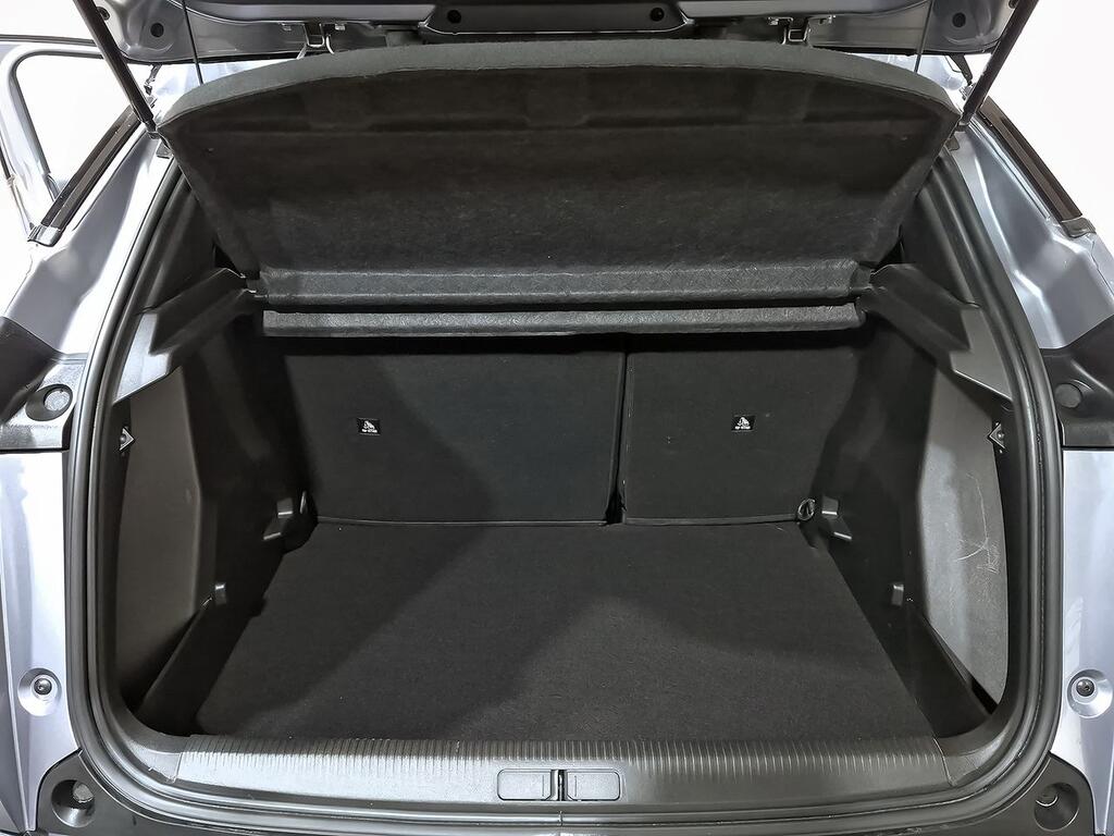 Peugeot 2008 GT Puretech 130 S&S 6 Vel. MAN 10