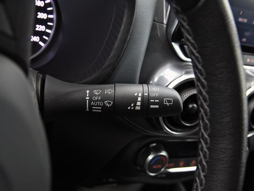 Nissan Juke DIG-T 84 kW (114 CV) 6M/T Enigma 16