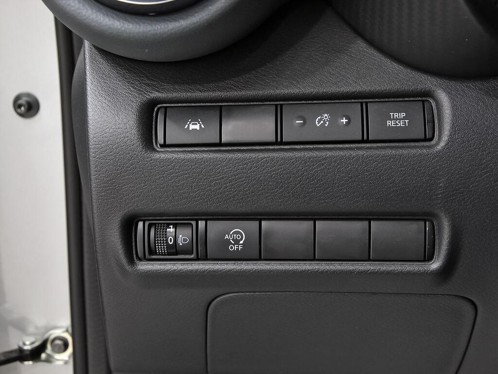 Nissan Juke DIG-T 84 kW (114 CV) 6M/T N-Connecta 13