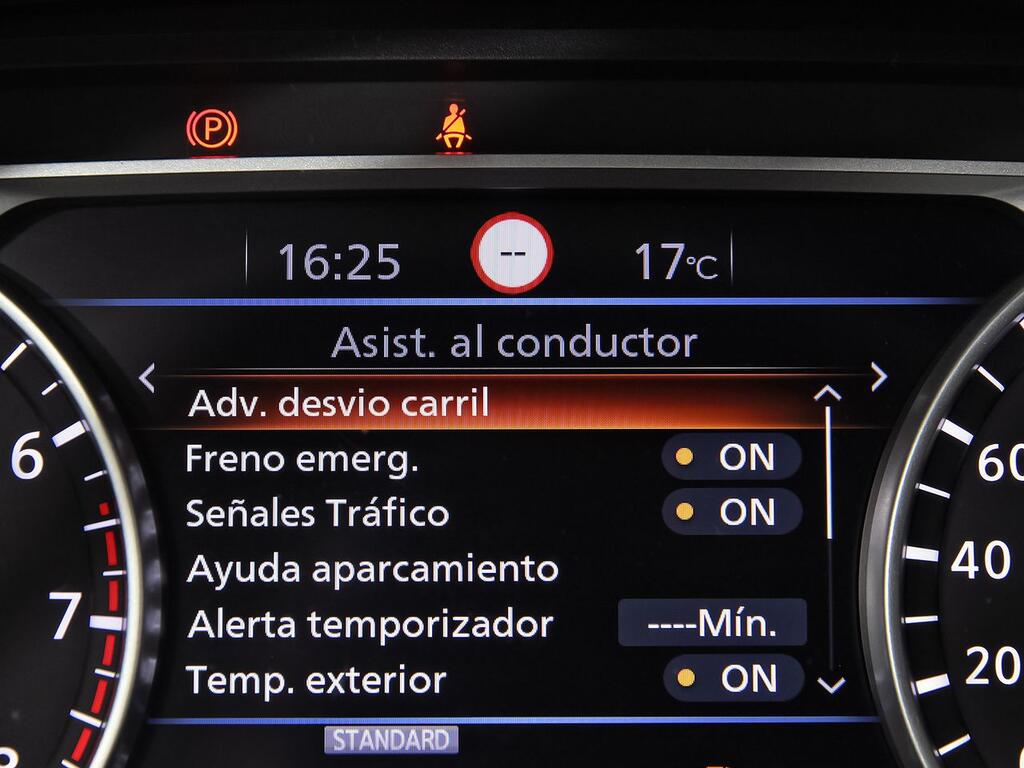 Nissan Juke DIG-T 84 kW (114 CV) 6M/T N-Connecta 25