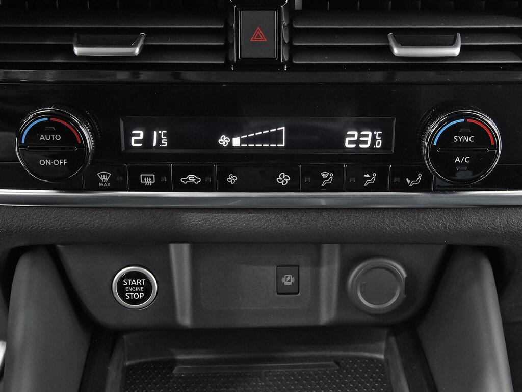 Nissan Qashqai DIG-T 116kW Xtronic N-Connecta 30