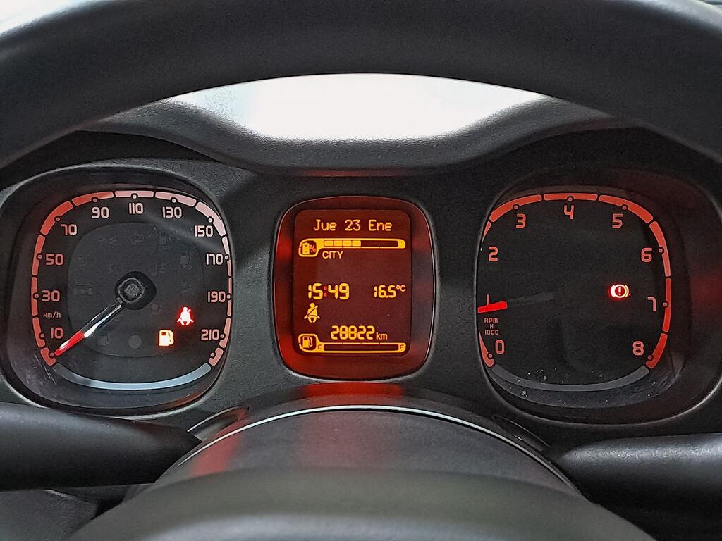Fiat Panda Panda Hybrid 1.0 51kw (70CV) 14