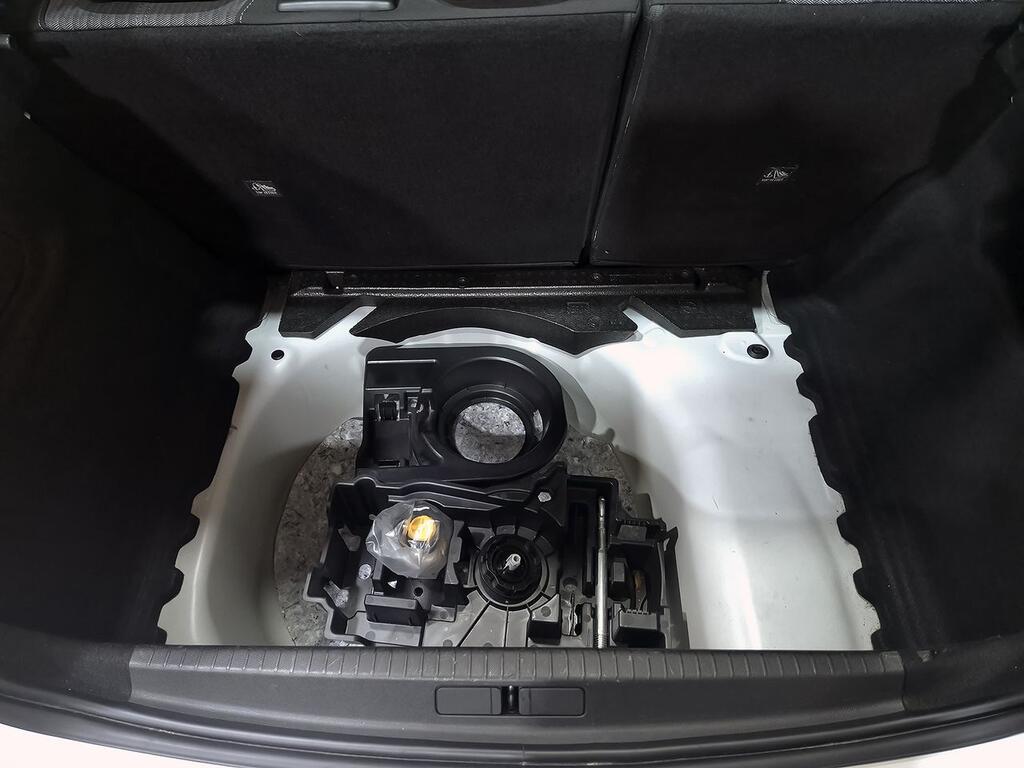 Opel Corsa 1.2 XEL 55kW (75CV) Edition 32