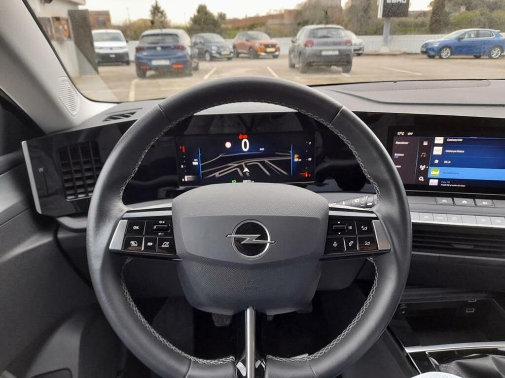 Opel Astra 1.2T XHT 96kW (130CV) Edition 8