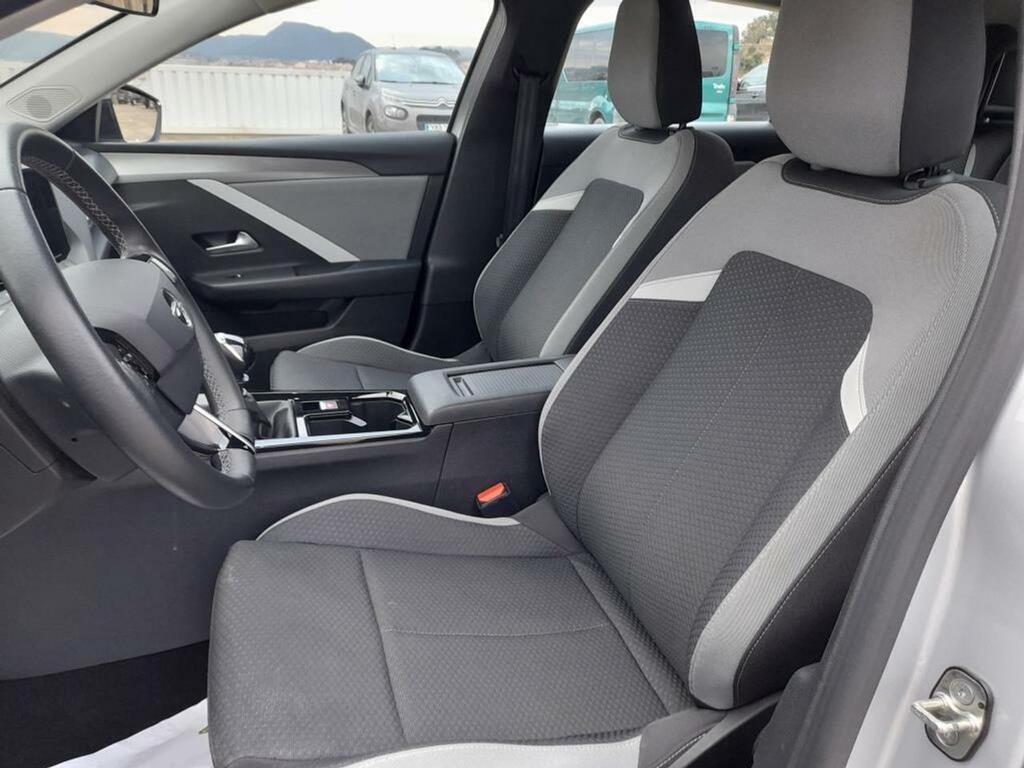 Opel Astra 1.2T XHT 96kW (130CV) Edition 10