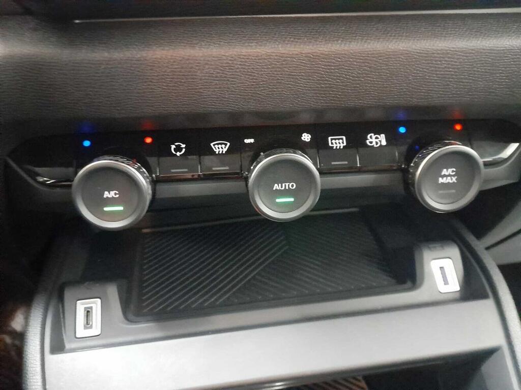 Citroën C4 X PureTech 130 S&S EAT8 Plus 25