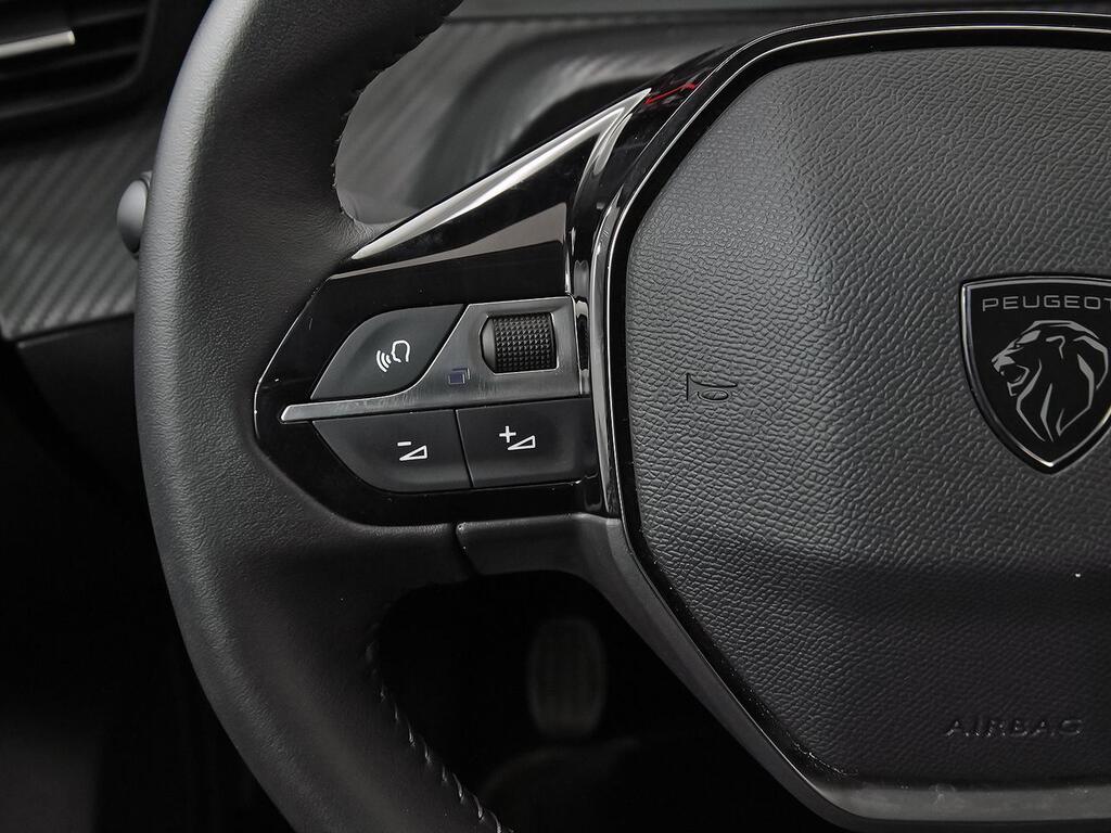 Peugeot 208 Active Puretech 100 17