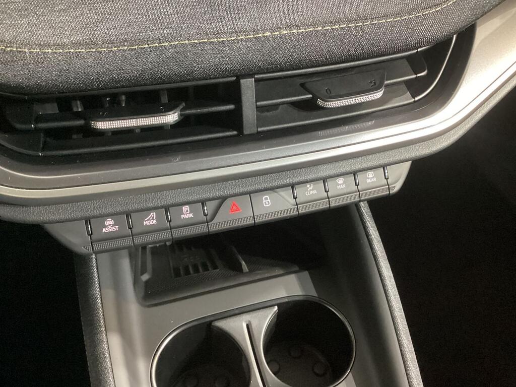 Skoda Elroq 150 kW (204 CV) 63 kWh (59 kwh neta) 14