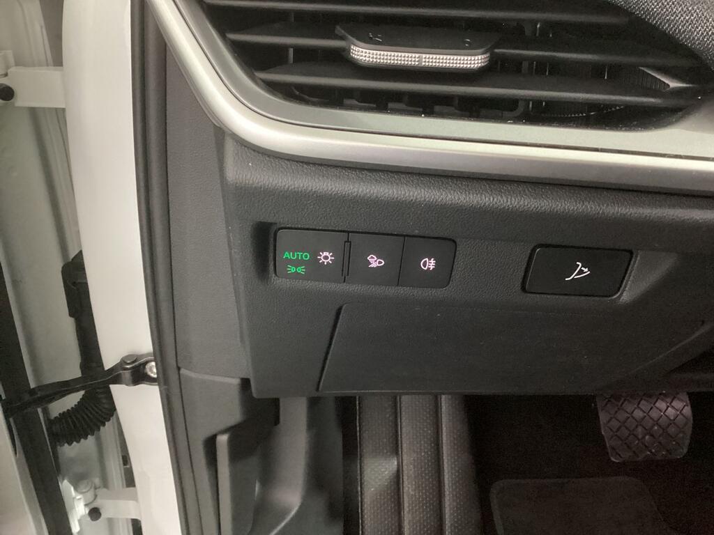 Skoda Elroq 150 kW (204 CV) 63 kWh (59 kwh neta) 16