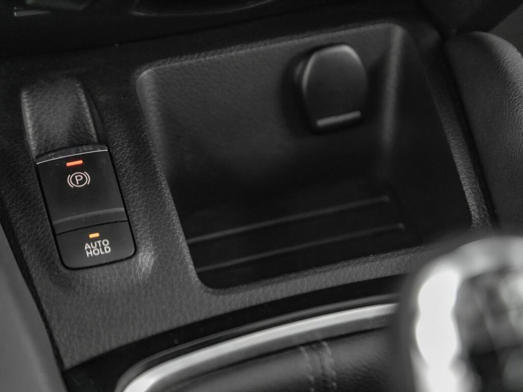 Nissan Qashqai DIG-T 103 kW (140 CV) E6D N-CONNECTA 16