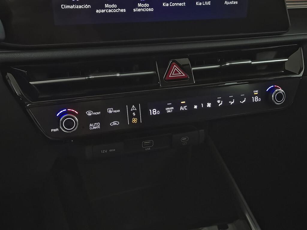 Kia Niro 1.6 GDi PHEV 104kW (141CV) Drive 37