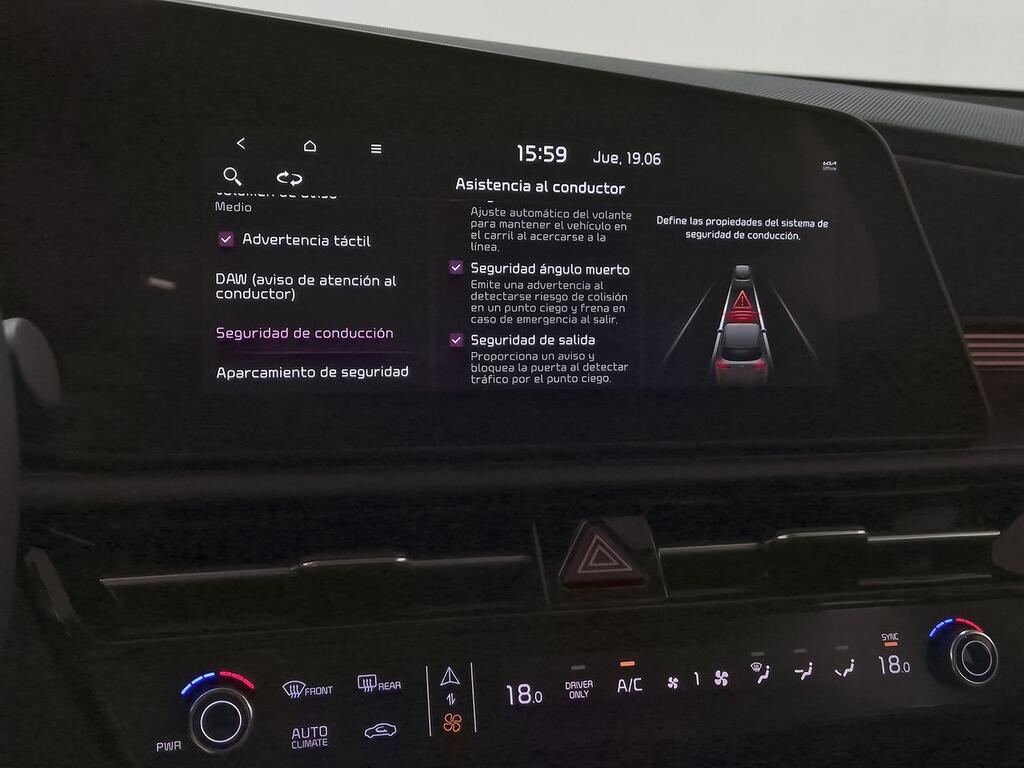 Kia Niro 1.6 GDi PHEV 104kW (141CV) Drive 34