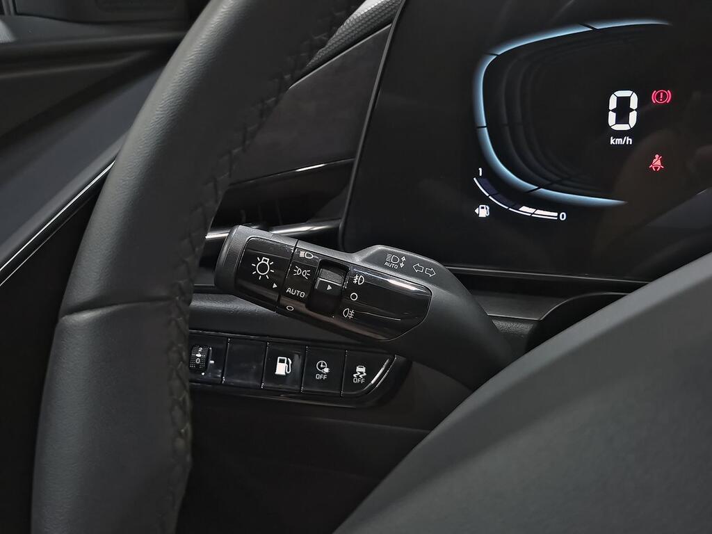 Kia Niro 1.6 GDi PHEV 104kW (141CV) Drive 15