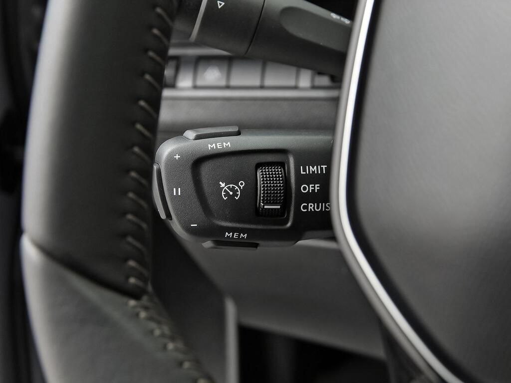 Peugeot 5008 1.2 PureTech 96KW S&S Allure Pack 17