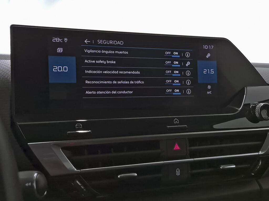 Citroën C4 PureTech 130 S&S 6v Shine 23