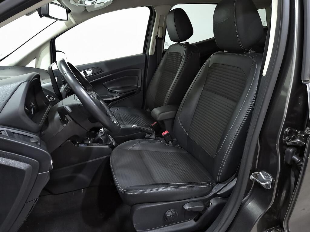 Ford Ecosport 1.0T EcoBoost 92kW (125CV) S&S Titanium 8