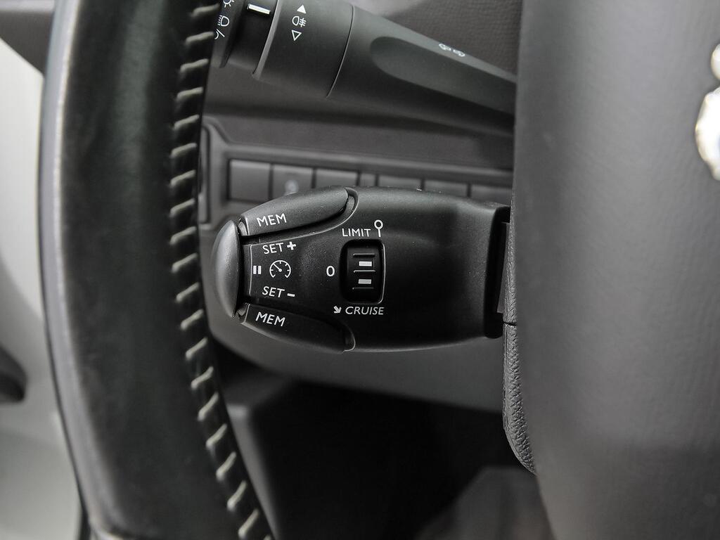 Peugeot 308 5P Business Line BlueHDi 100 S&S 6V MAN 17