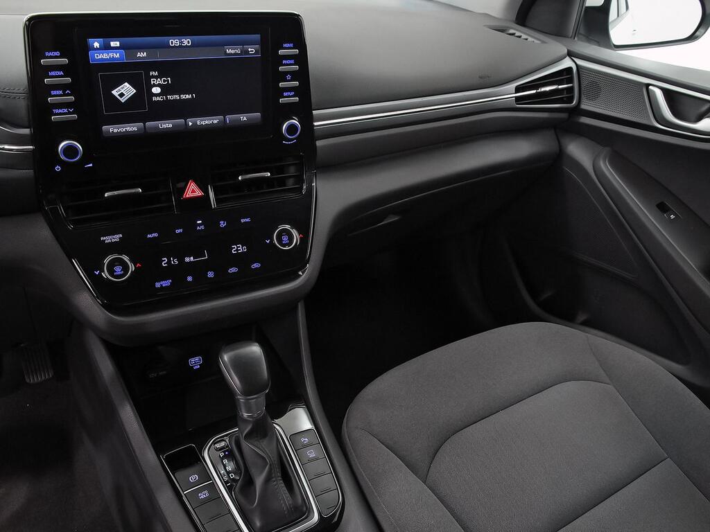 Hyundai IONIQ 1.6 GDI HEV Klass DCT 11