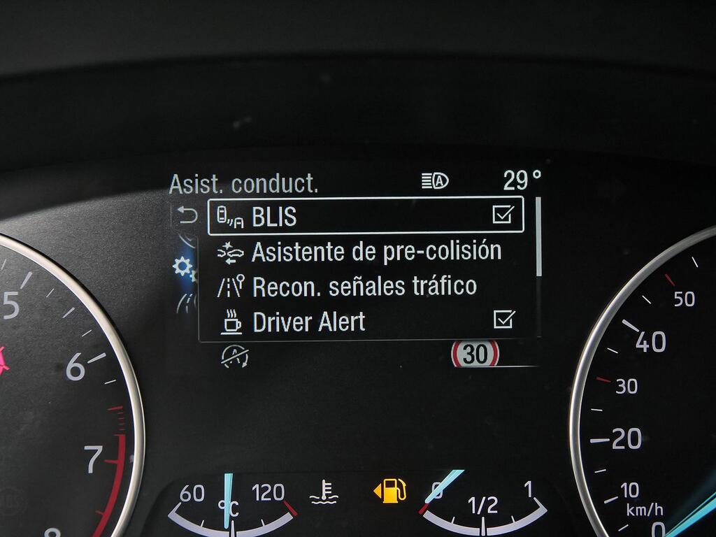 Ford Ecosport 1.0T EcoBoost 92kW (125CV) S&S ST Line 28