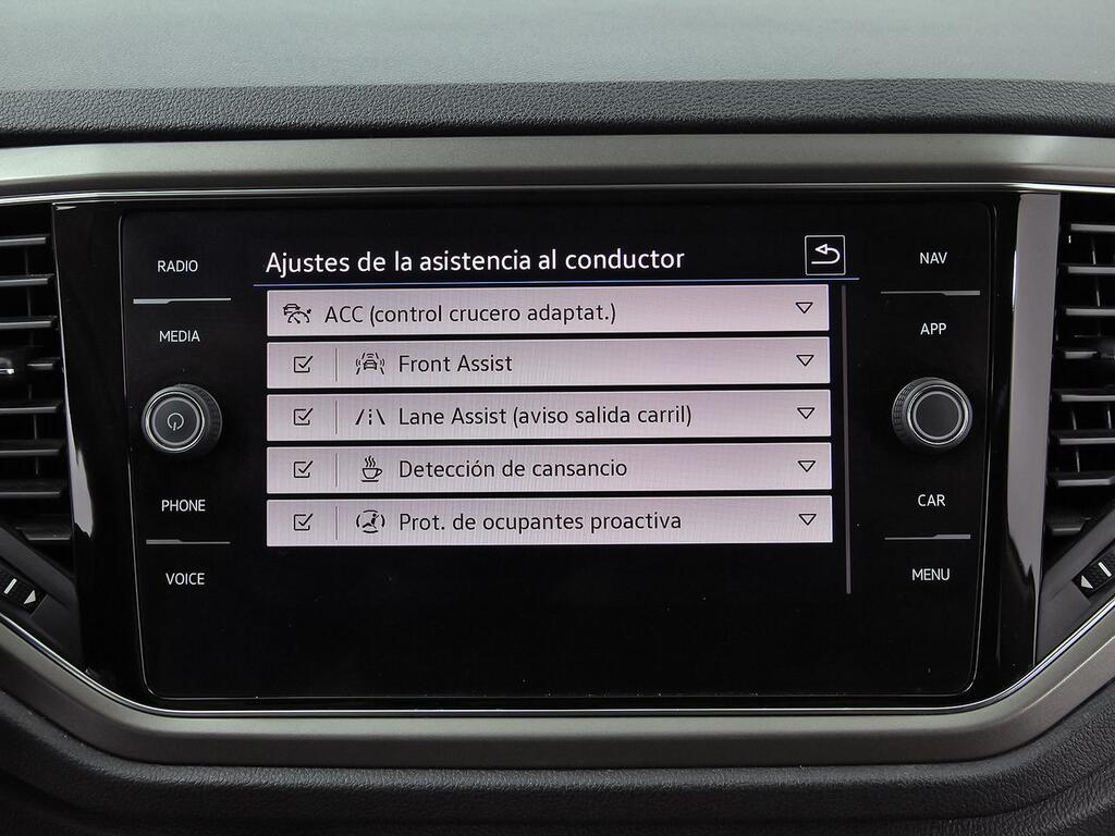Volkswagen T-Roc Advance R-Line 1.0 TSI 81kW (110CV) 26