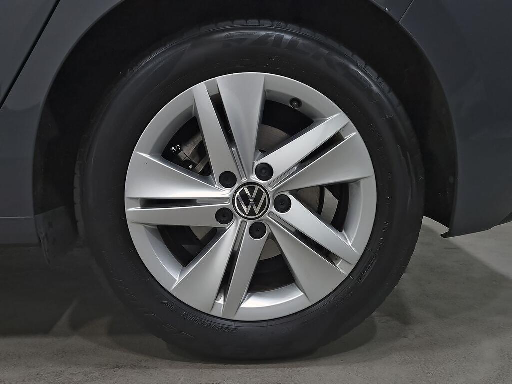 Volkswagen Golf 1.0 eTSI 81kW (110CV) DSG 10