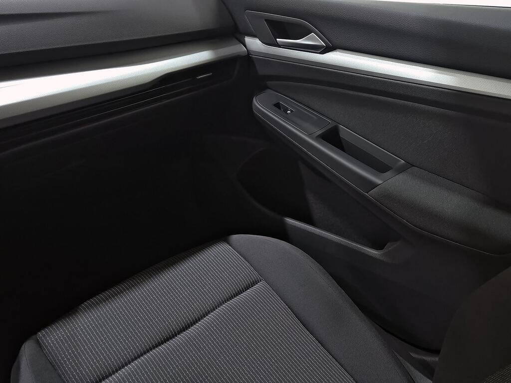 Volkswagen Golf 1.0 eTSI 81kW (110CV) DSG 32
