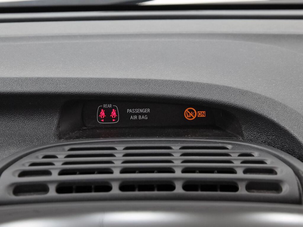 Peugeot 108 Active VTi 52kW (72CV) 26