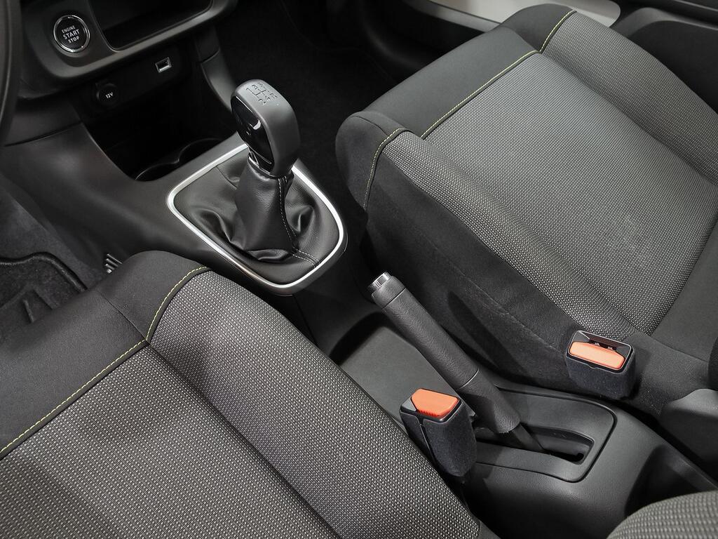 Citroën C3 PureTech 60KW (83CV) Shine 27