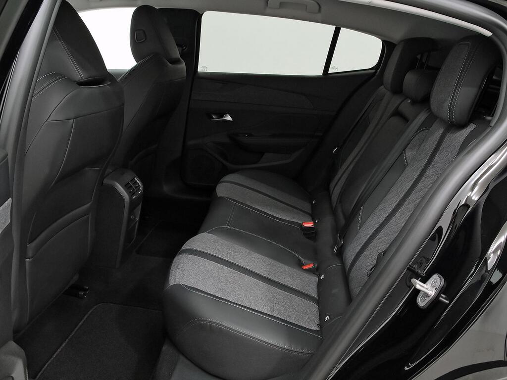 Peugeot 408 408 Allure Puretech 130 EAT8 9