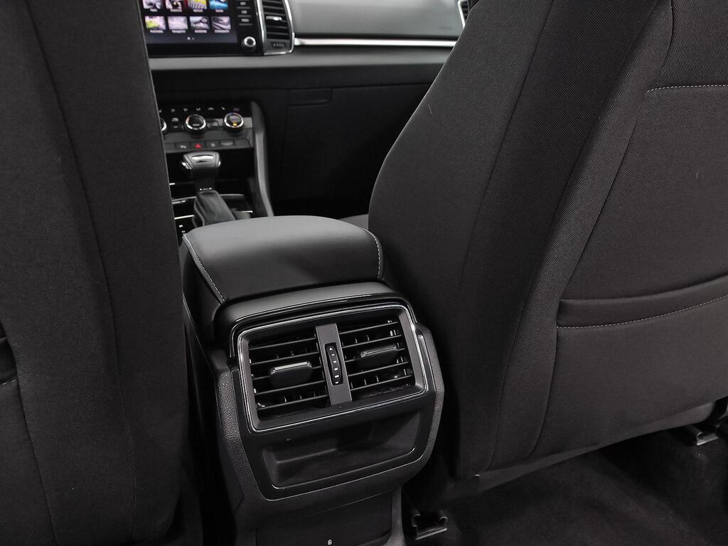 Skoda Karoq 1.5 TSI 110kW (150CV) DSG ACT Design 33