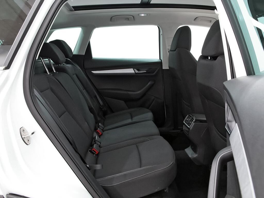 Skoda Karoq 1.5 TSI 110kW (150CV) DSG ACT Design 6