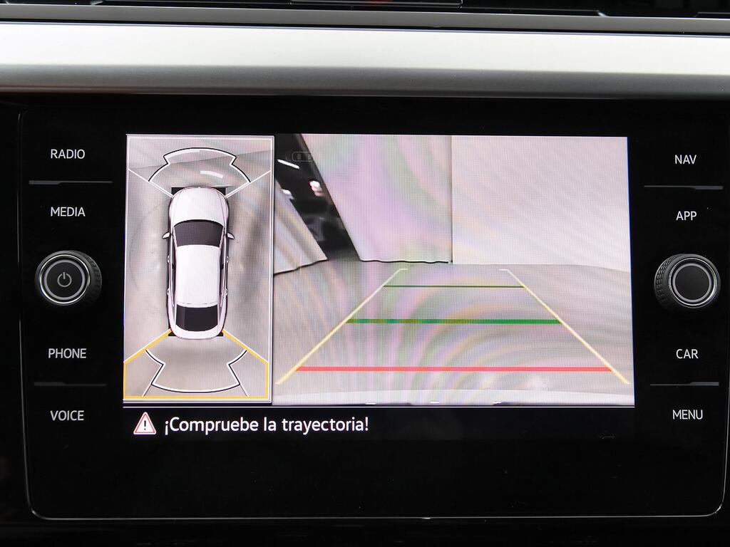 Volkswagen Arteon R-Line 2.0 TDI 110kW (150CV) DSG 29
