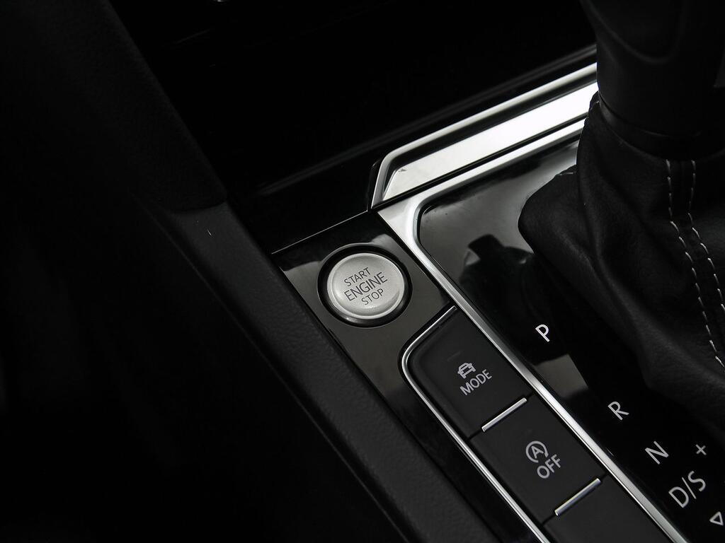 Volkswagen Arteon R-Line 2.0 TDI 110kW (150CV) DSG 33