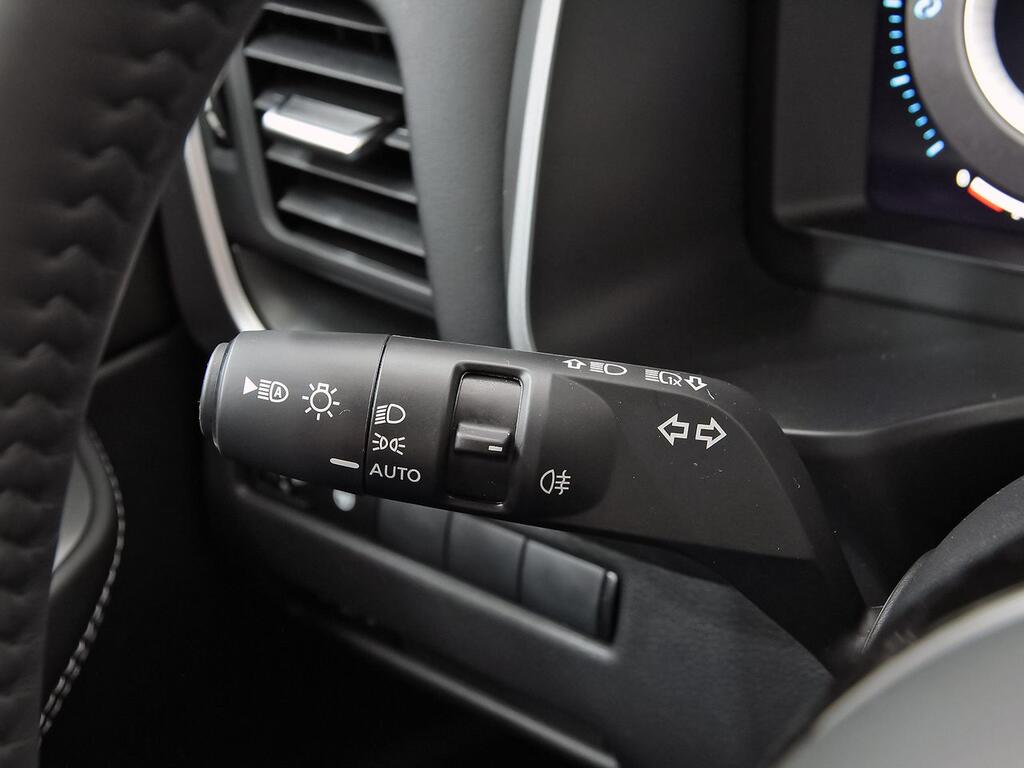 Nissan Qashqai E-POWER 140 KW (190 CV) N-Connecta 14